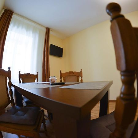 Apartment Luca Poarta Schei ブラショフ エクステリア 写真